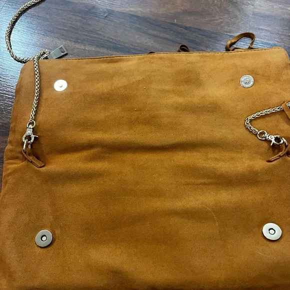 Boho Fringe Suede Tan/Brown Shoulder Bag with Gold Strap - Picture 6 of 11